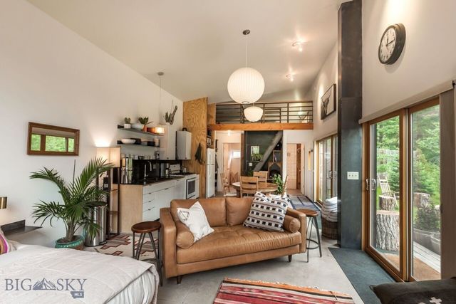 3556 Bear Canyon Road, Bozeman, MT 59715