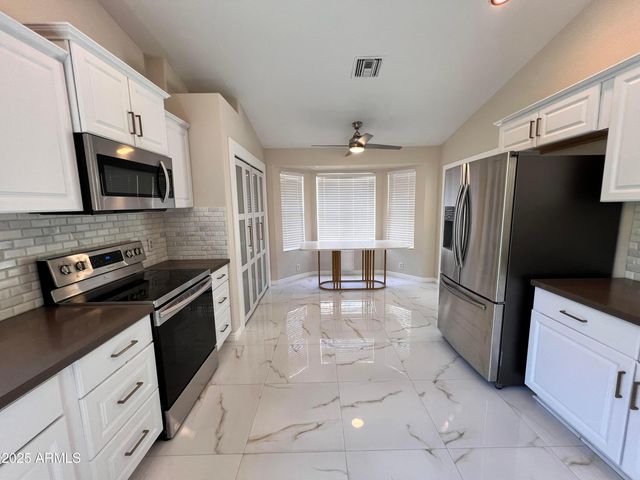 3910 W Soft Wind Drive, Glendale, AZ 85310