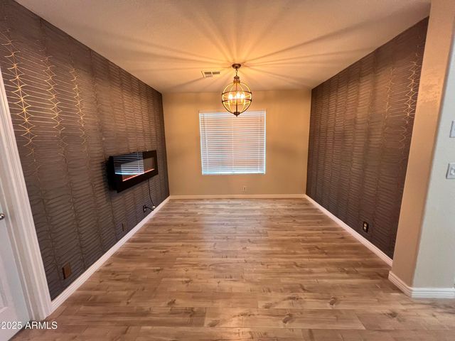 3910 W Soft Wind Drive, Glendale, AZ 85310