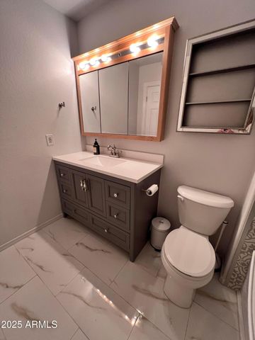 3910 W Soft Wind Drive, Glendale, AZ 85310