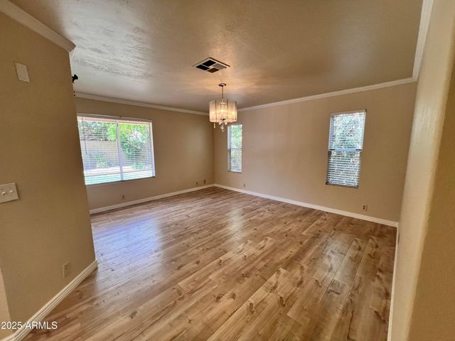 3910 W Soft Wind Drive, Glendale, AZ 85310