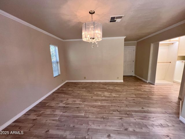 3910 W Soft Wind Drive, Glendale, AZ 85310