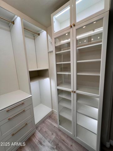 3910 W Soft Wind Drive, Glendale, AZ 85310