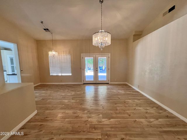 3910 W Soft Wind Drive, Glendale, AZ 85310