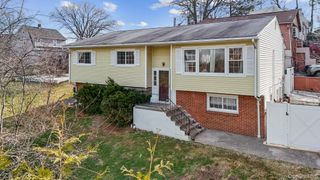 14 Dickinson Avenue, Nyack, NY 10960