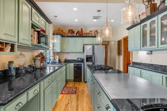 1624 S Tacoma St, Spokane, WA 99203