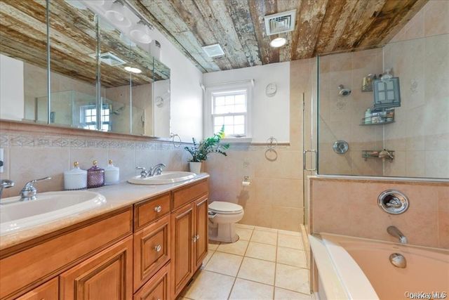 99-78 164th Road, Howard Beach, NY 11414