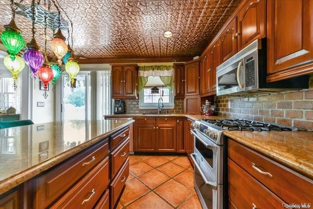 99-78 164th Road, Howard Beach, NY 11414