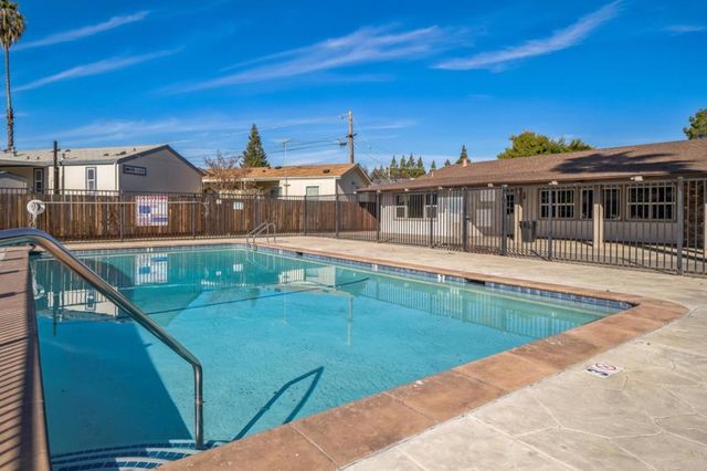 440 Moffet Boulevard, Mountain View, CA 94043