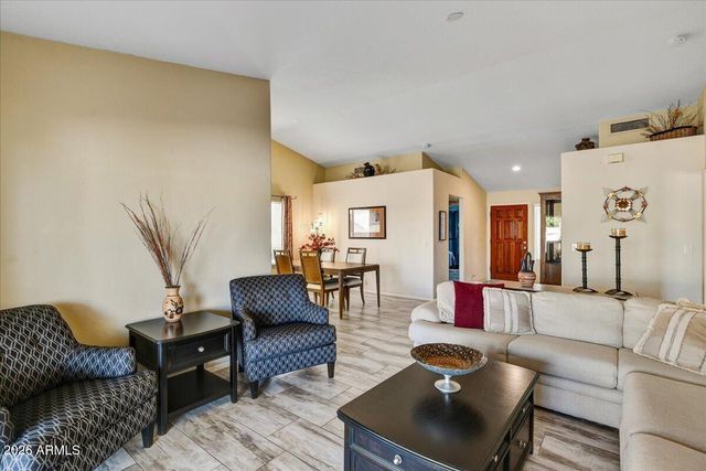 19520 N 84TH Avenue, Peoria, AZ 85382