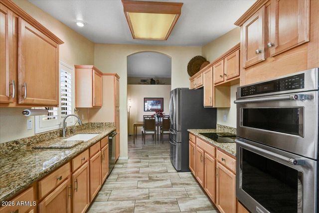 19520 N 84TH Avenue, Peoria, AZ 85382