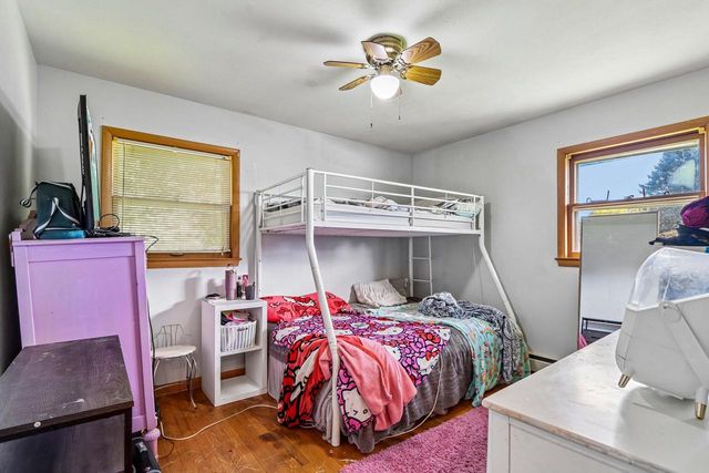 1229 Ed-Mar CIRCLE, Waukesha, WI 53188