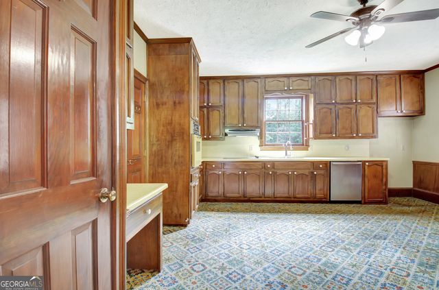 122 Hawn Road, Fayetteville, GA 30215