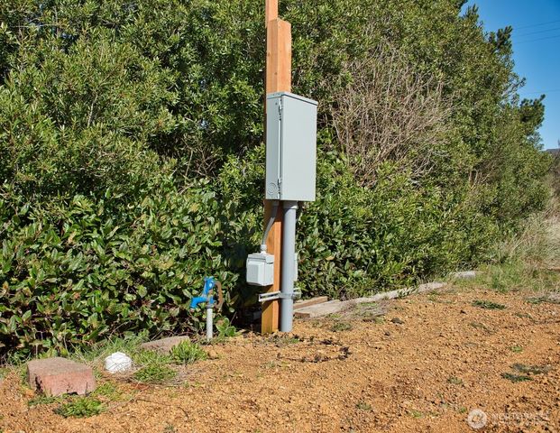 317 Sand Dune Avenue NW, Ocean Shores, WA 98569