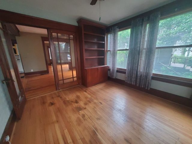 1921 Farnam Street, Davenport, IA 52803