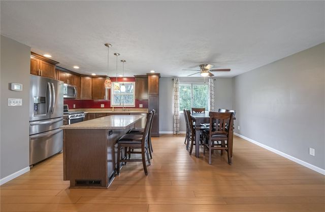 477 Terazzo Dr, Shaler, PA 15101