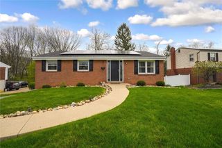 477 Terazzo Dr, Shaler, PA 15101