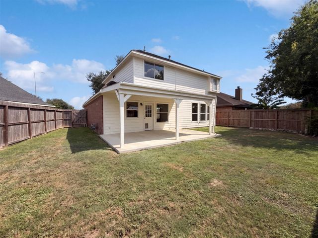 5002 Misty Lane, Pasadena, TX 77505