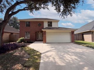 5002 Misty Lane, Pasadena, TX 77505