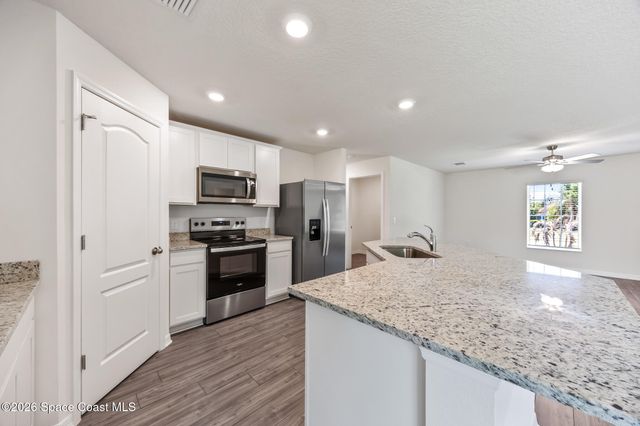 1141 Salina Street SE, Palm Bay, FL 32909