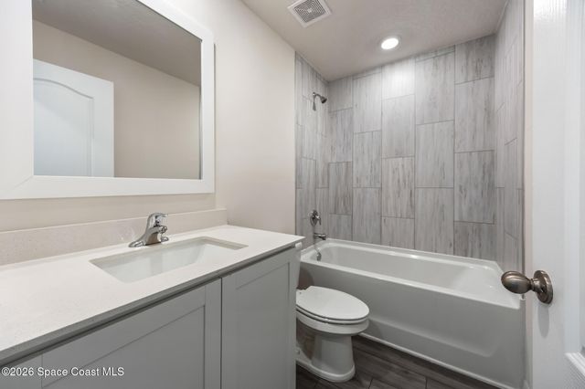 1141 Salina Street SE, Palm Bay, FL 32909