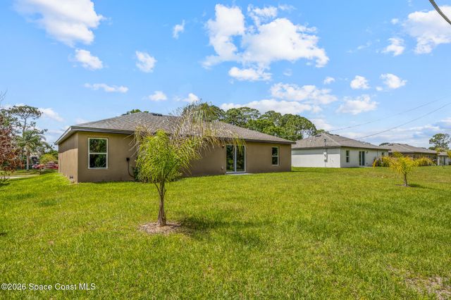 1141 Salina Street SE, Palm Bay, FL 32909