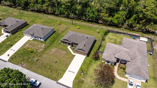 1141 Salina Street SE, Palm Bay, FL 32909