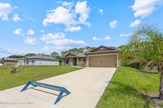 1141 Salina Street SE, Palm Bay, FL 32909