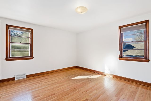 7351 W 127th Street, Palos Heights, IL 60463