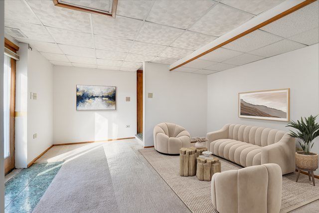 7351 W 127th Street, Palos Heights, IL 60463