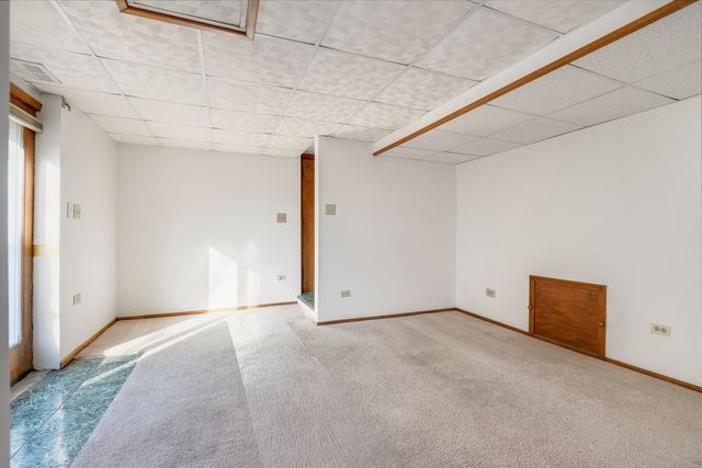 7351 W 127th Street, Palos Heights, IL 60463