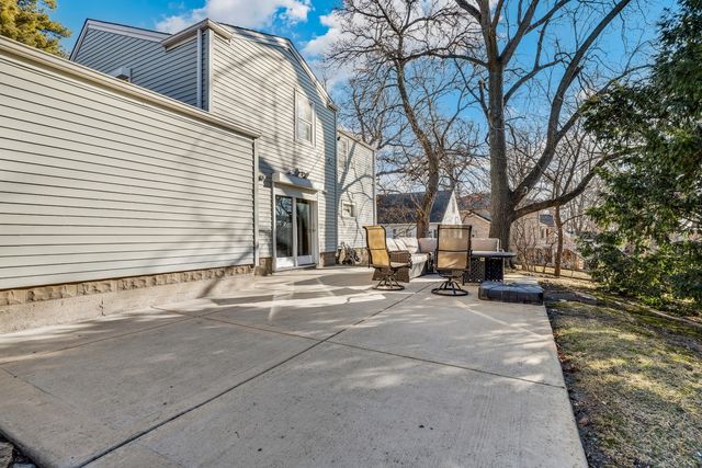 7351 W 127th Street, Palos Heights, IL 60463