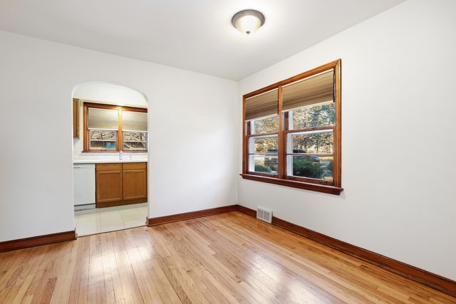 7351 W 127th Street, Palos Heights, IL 60463