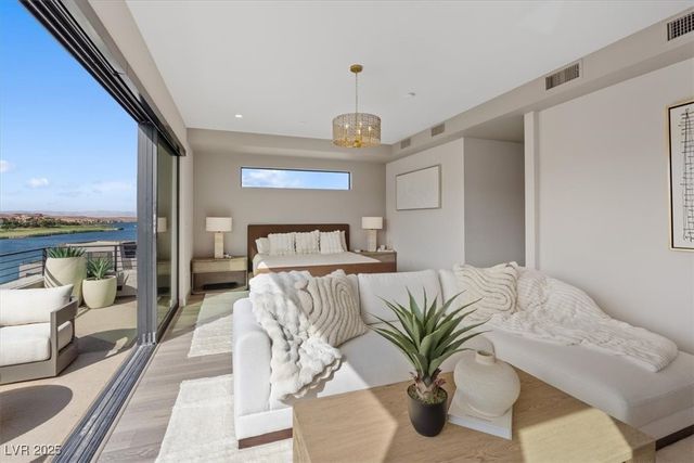 40 Heron Harbour Drive, Henderson, NV 89011