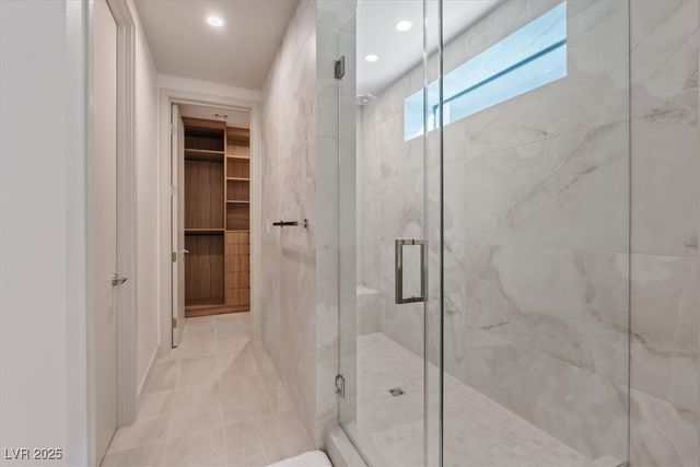 40 Heron Harbour Drive, Henderson, NV 89011