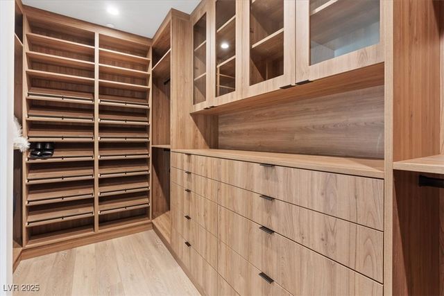 40 Heron Harbour Drive, Henderson, NV 89011