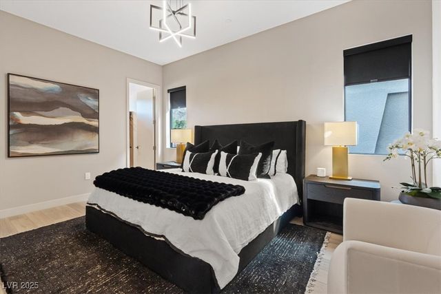 40 Heron Harbour Drive, Henderson, NV 89011