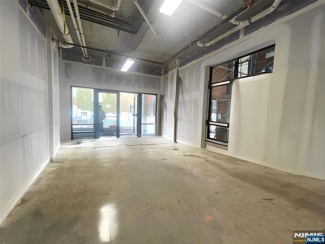 58 Union Street, Newark, NJ 07105