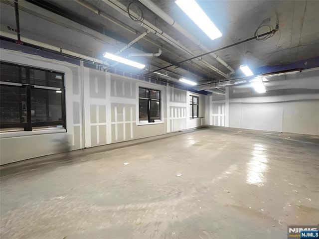 58 Union Street, Newark, NJ 07105