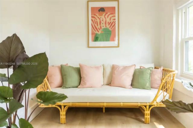 745 NW 47th Ter, Miami, FL 33127