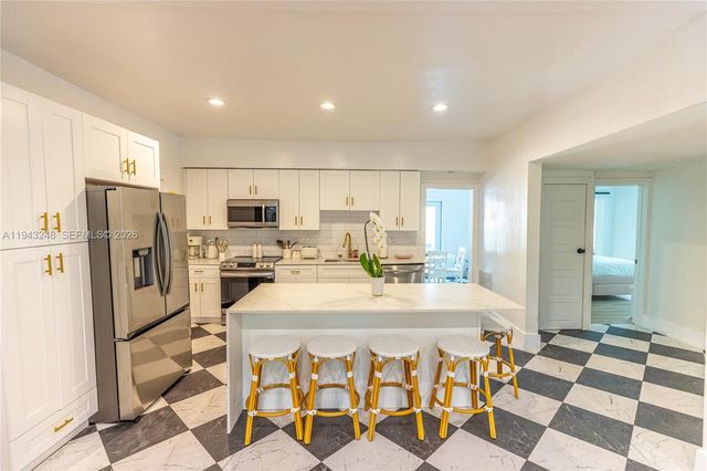 745 NW 47th Ter, Miami, FL 33127