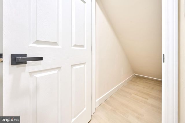 1904 LAMSON PL, Mclean, VA 22101