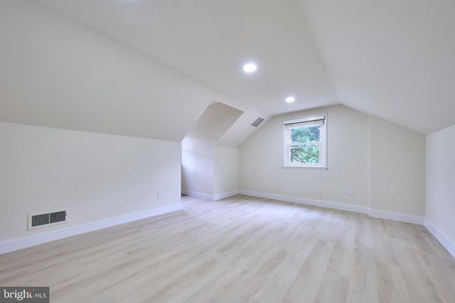 1904 LAMSON PL, Mclean, VA 22101