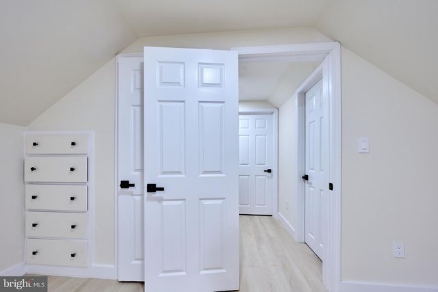 1904 LAMSON PL, Mclean, VA 22101