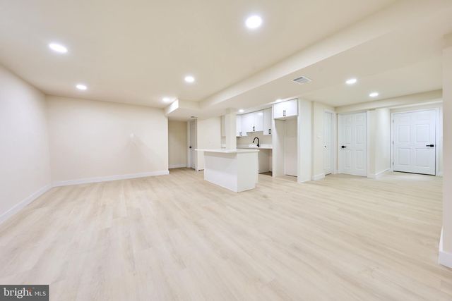 1904 LAMSON PL, Mclean, VA 22101