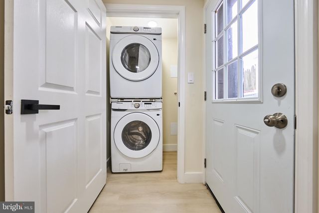 1904 LAMSON PL, Mclean, VA 22101