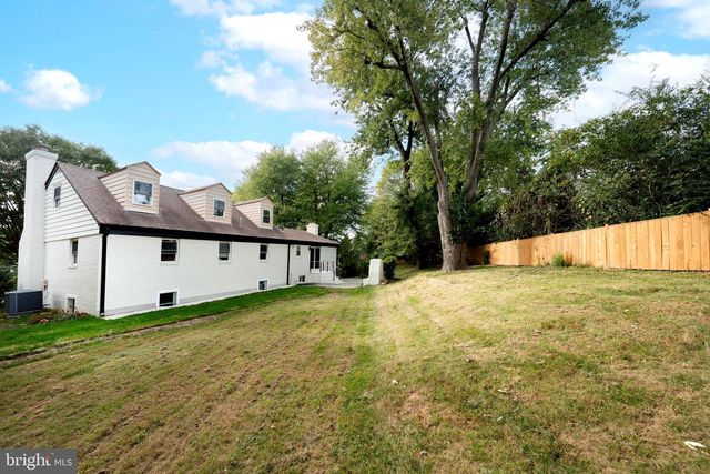 1904 LAMSON PL, Mclean, VA 22101