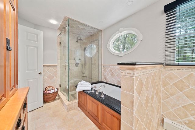 46 Fairways Edge Drive, Marshfield, MA 02050
