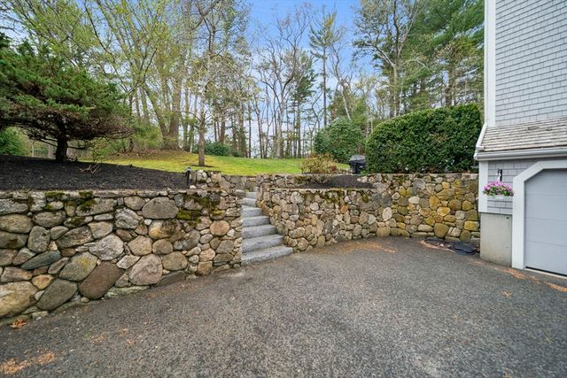 46 Fairways Edge Drive, Marshfield, MA 02050