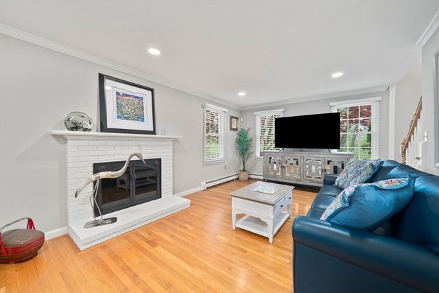 46 Fairways Edge Drive, Marshfield, MA 02050
